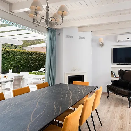 Giutitta 别墅 陶尔米纳